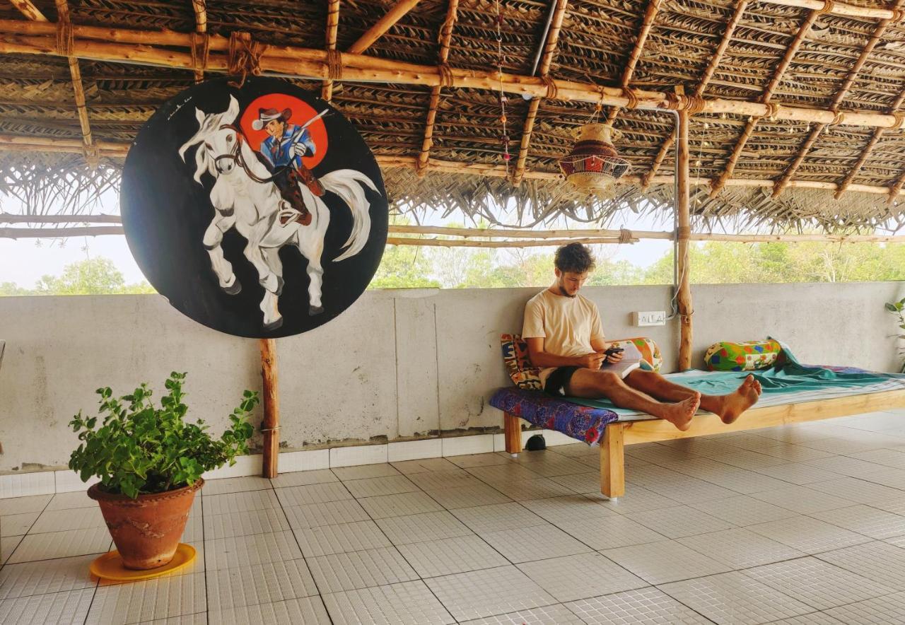 Woodpacker Hostel Auroville Pondicherry Zewnętrze zdjęcie