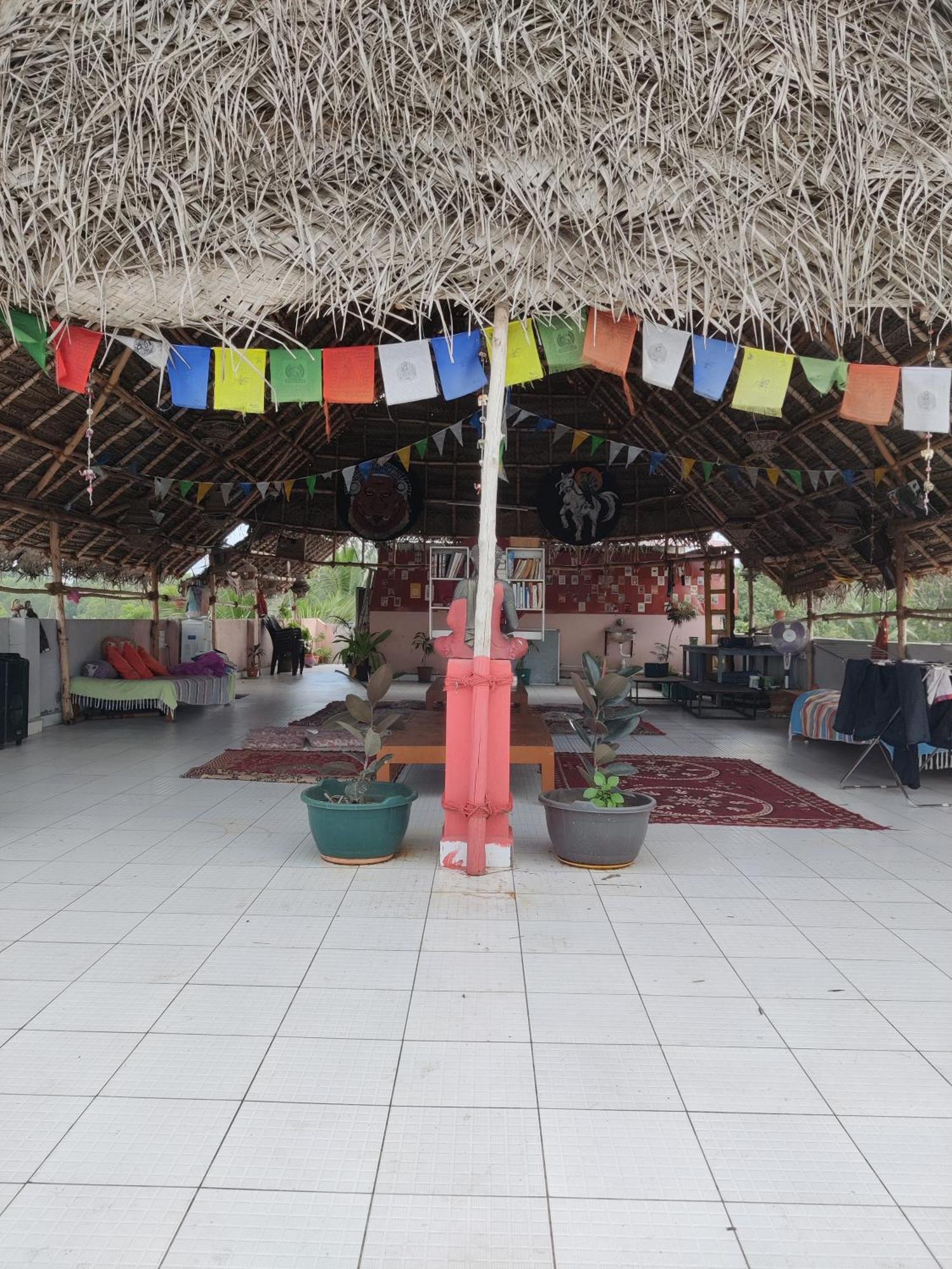 Woodpacker Hostel Auroville Pondicherry Zewnętrze zdjęcie